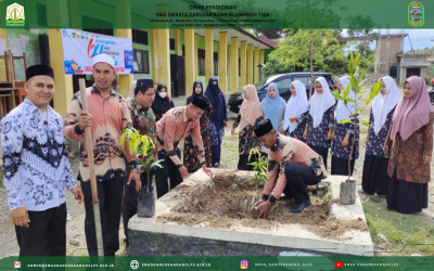 SMAS DARUSSAADAH Glumpang Tiga Memperingati Hardikda 2023 Disemarakkan Dengan Menanam Pohon
